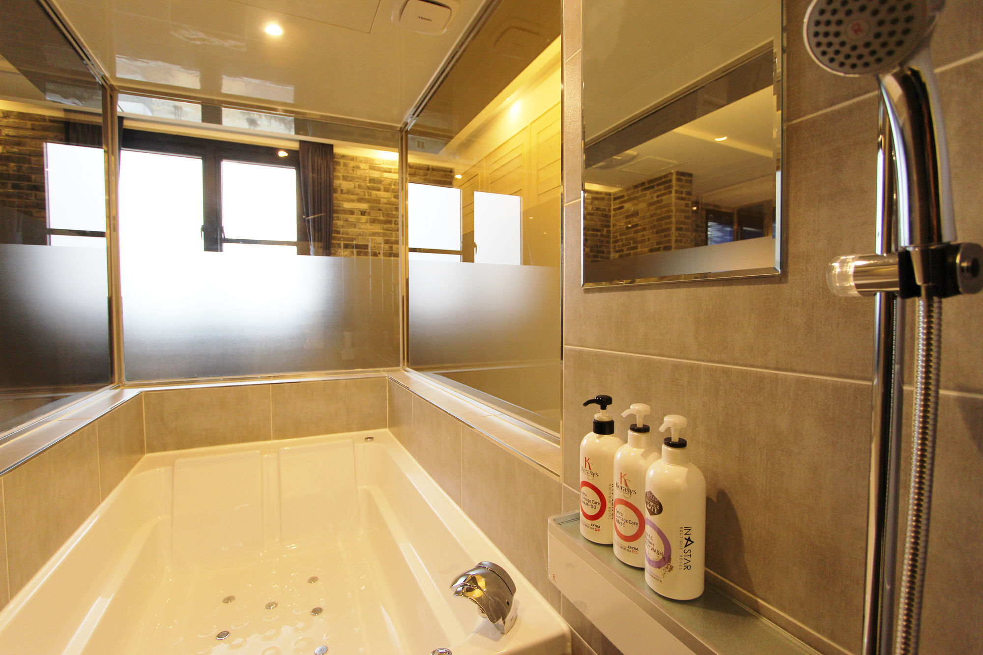 Instar Tourist Hotel Daegu Ngoại thất bức ảnh